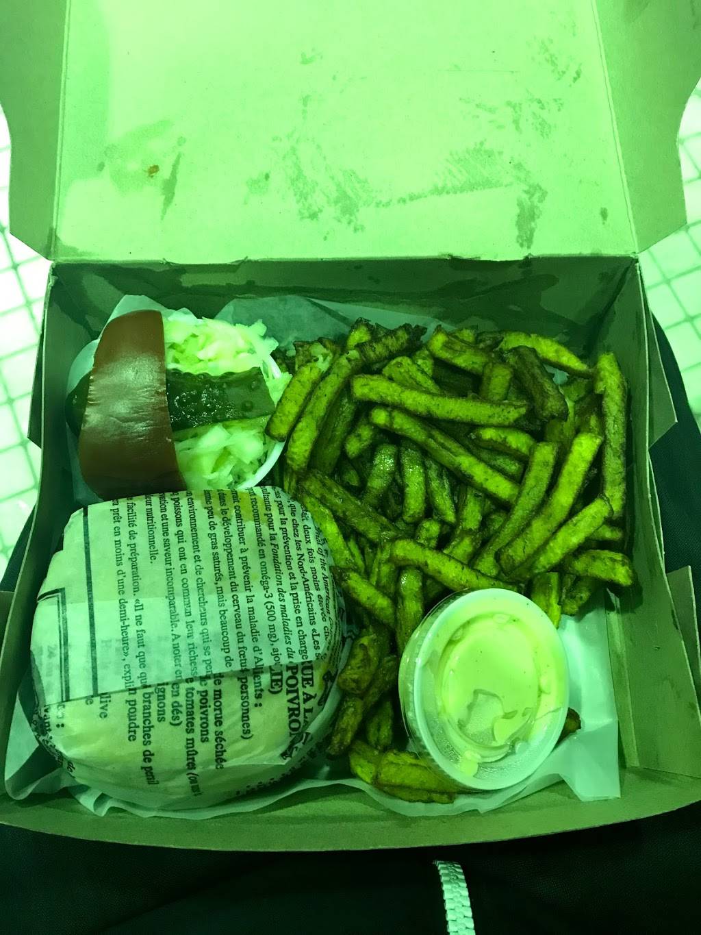 Casse Croute Normand | meal takeaway | 4826 Rue de Verdun, Verdun, QC H4G 1N1, Canada | 5144398285 OR +1 514-439-8285