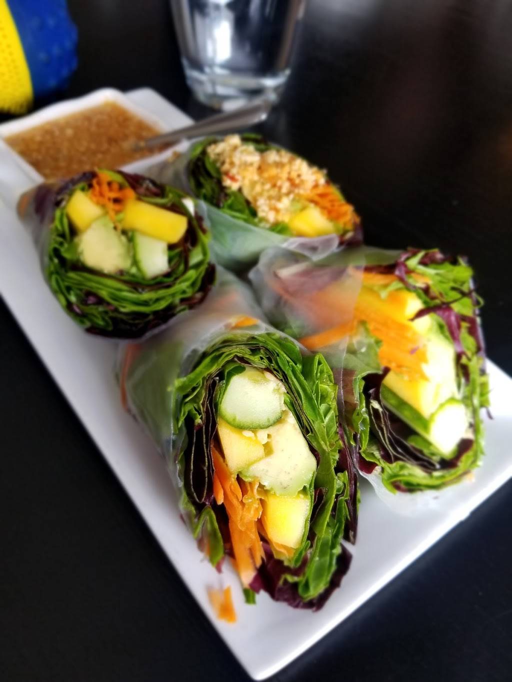 Mai Thai Cuisine of Cranston | restaurant | 1401 Park Ave, Cranston, RI 02920, USA | 4013830089 OR +1 401-383-0089