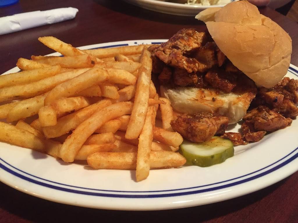 Mos Pit BBQ | restaurant | 5600 Newport Rd, Camillus, NY 13031, USA | 3153204643 OR +1 315-320-4643