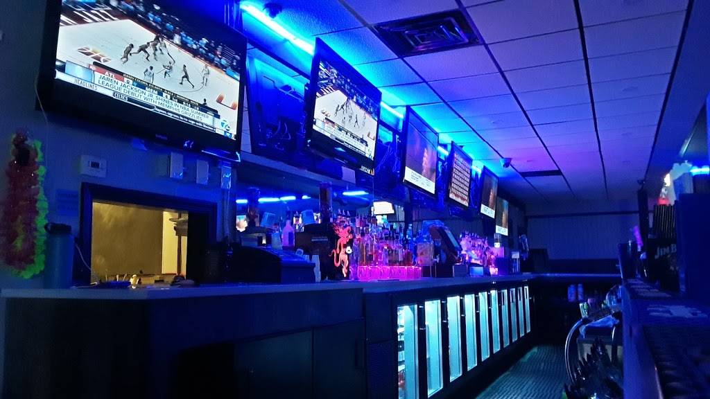 Alibi lounge | restaurant | 19364 Eureka Rd, Southgate, MI 48195, USA | 7347858375 OR +1 734-785-8375