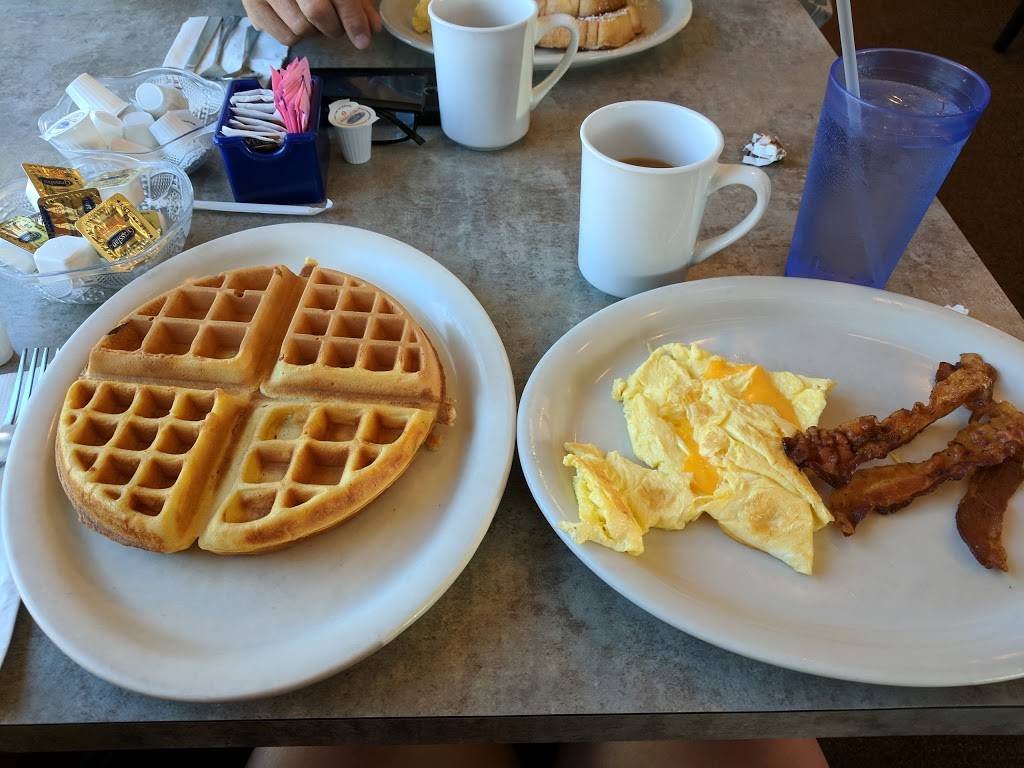 Chatterbox North Family Restaurant | restaurant | 2710 US-19 ALT, Palm Harbor, FL 34683, USA | 7277863736 OR +1 727-786-3736