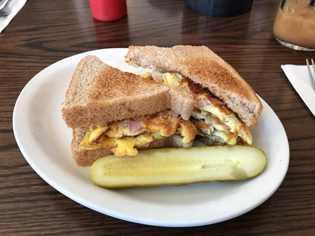 The Spot Restaurant | restaurant | 311157 ON-6, Mount Forest, ON N0G 2L0, Canada | 5193234738 OR +1 519-323-4738