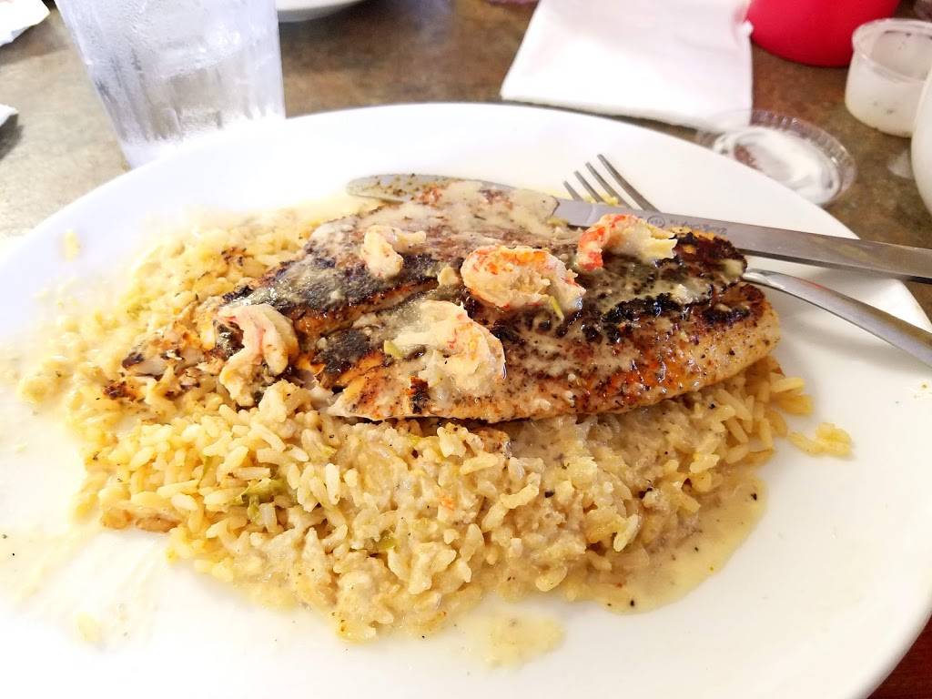 Westbank Grill | restaurant | 812 Westbank Expy, Westwego, LA 70094, USA | 5049417714 OR +1 504-941-7714