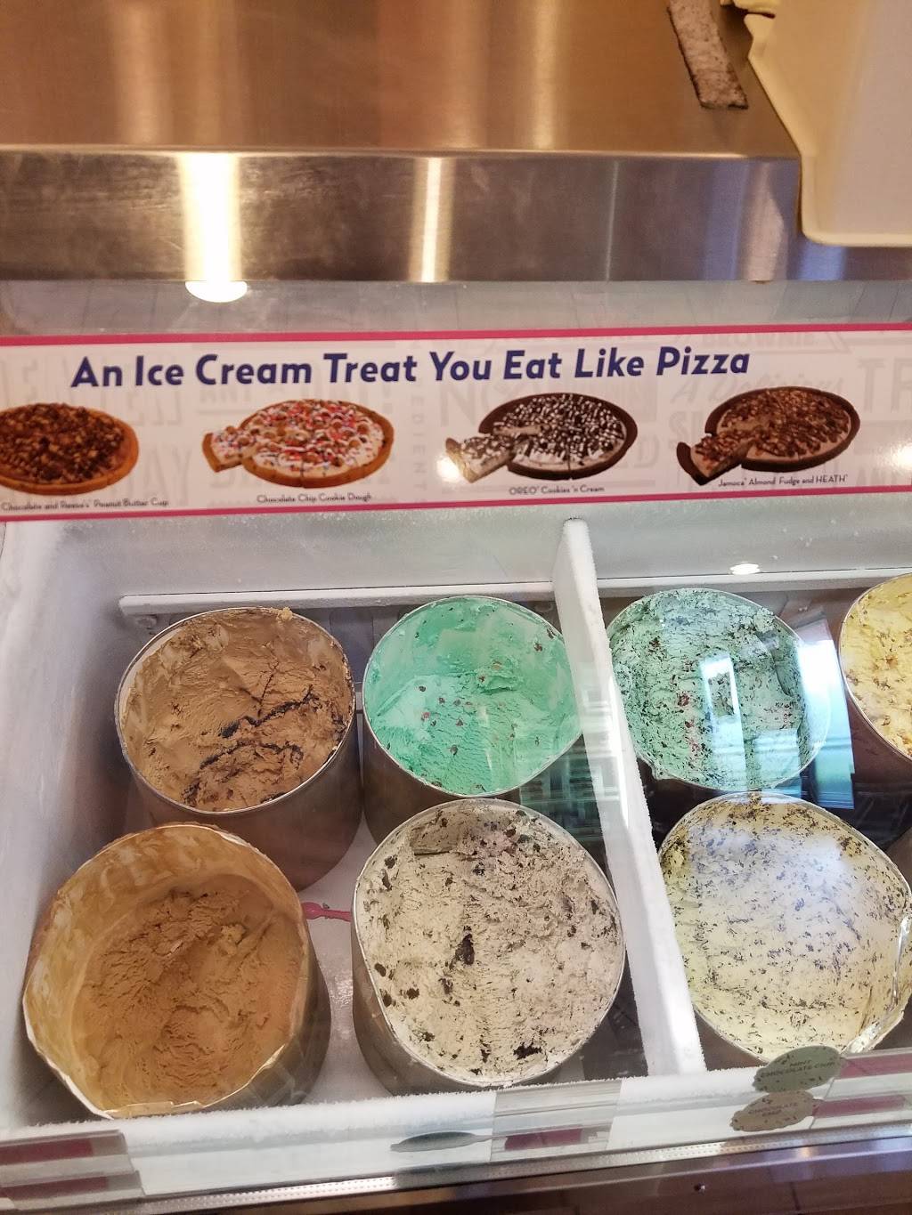 Dunkin | cafe | 2307 James L Redman Pkwy, Plant City, FL 33563, USA | 8136591300 OR +1 813-659-1300