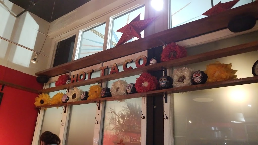 Hot Taco Detroit | restaurant | 2233 Park Ave, Detroit, MI 48201, USA | 3132028460 OR +1 313-202-8460