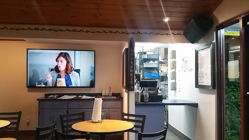 Not Licked Yet Frozen Custard | restaurant | 4054 Main St, Fish Creek, WI 54212, USA | 9208682617 OR +1 920-868-2617