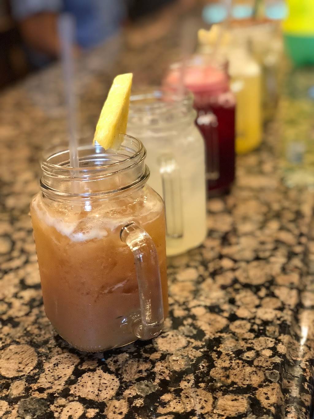 Mexican Republic Kitchen & Cantina | restaurant | 7404 Madison St, Forest Park, IL 60130, USA | 7086890850 OR +1 708-689-0850