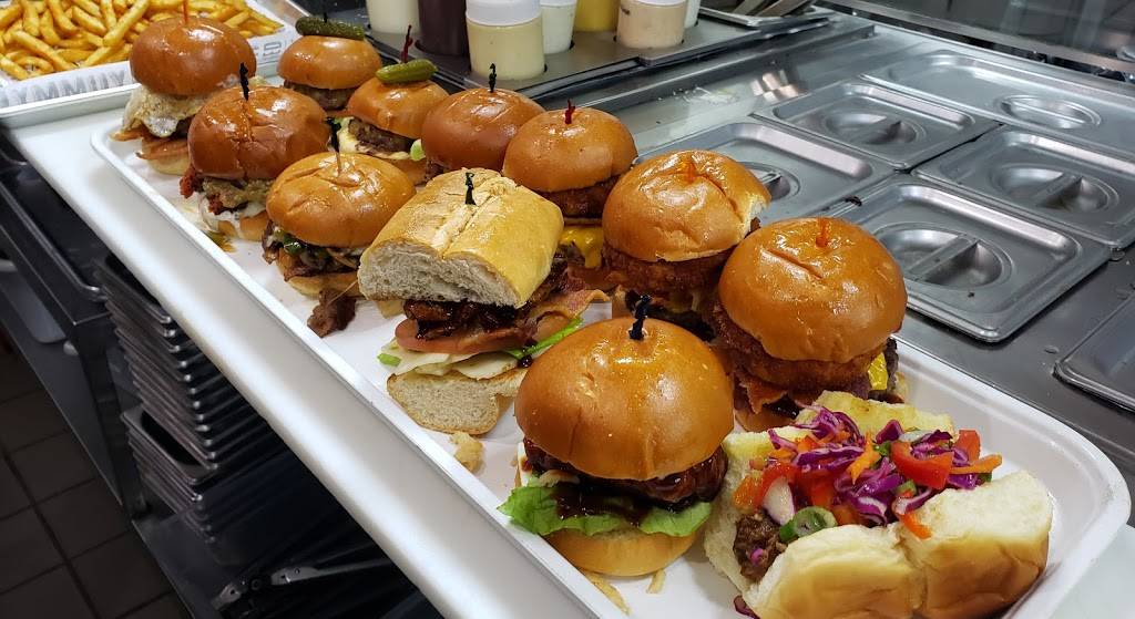 San Diego Sliders | restaurant | 909 Grand Ave, San Diego, CA 92109, USA | 8584124490 OR +1 858-412-4490
