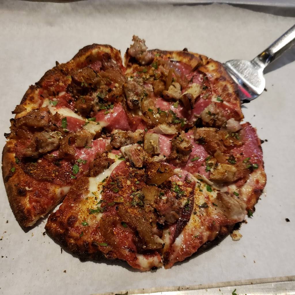 Saucy Brew Works | restaurant | 2734, 2885 Detroit Ave, Cleveland, OH 44113, USA | 2166662568 OR +1 216-666-2568