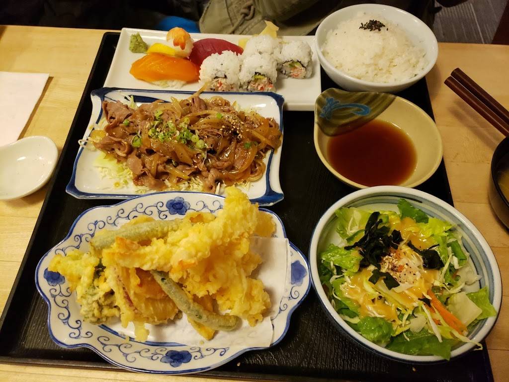 Daimonji Sushi & Grill | restaurant | 5963 Corson Ave S #194, Seattle, WA 98108, USA | 2067627820 OR +1 206-762-7820