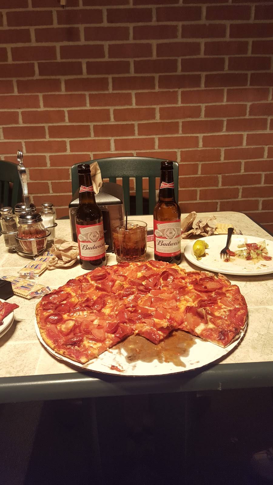 Emelios Restaurant | restaurant | 574 Georgesville Rd, Columbus, OH 43228, USA | 6142797900 OR +1 614-279-7900