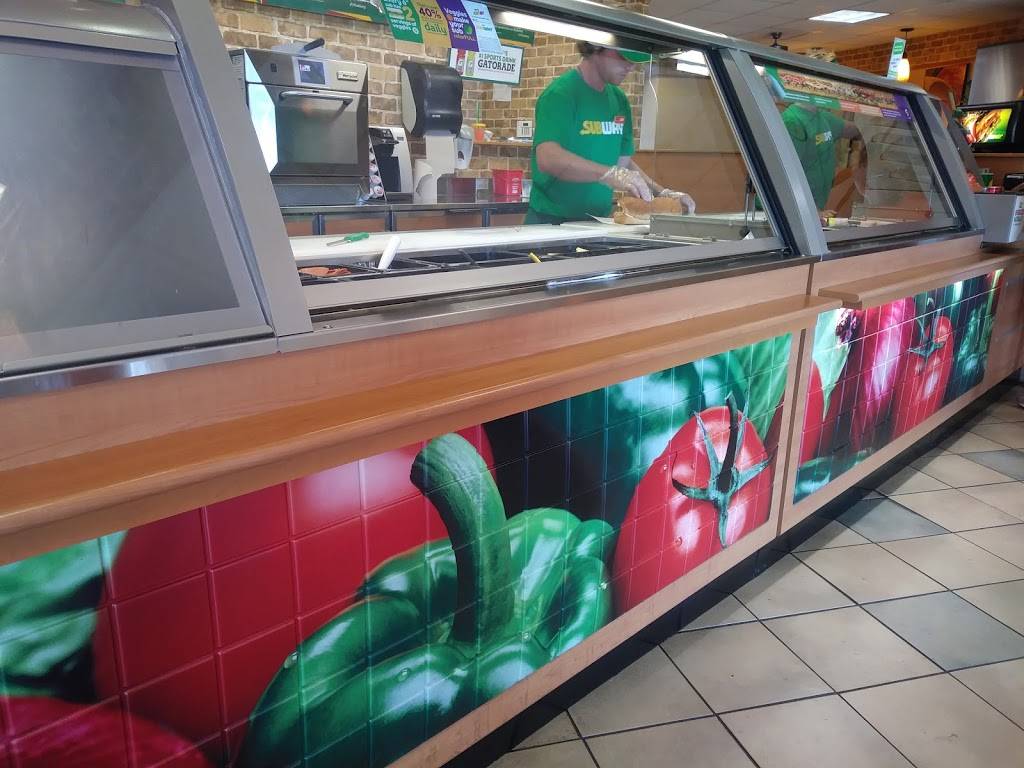 Subway | restaurant | 8058 New La Grange Rd, Lyndon, KY 40222, USA | 5023263118 OR +1 502-326-3118