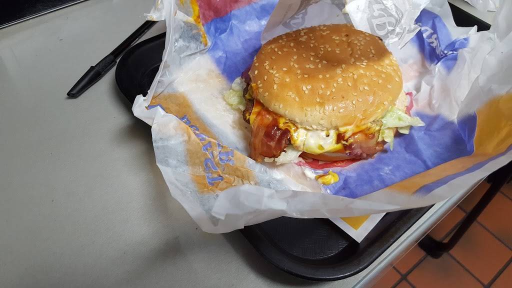 Carls Jr. | restaurant | 2280 Arden Way, Sacramento, CA 95825, USA | 9169208157 OR +1 916-920-8157