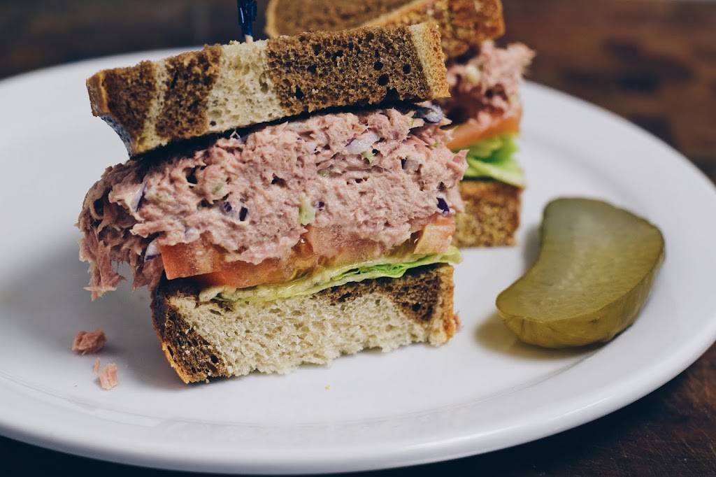 The Corned Beef House | restaurant | 8707 Dufferin St #22, Thornhill, ON L4J 0A2, Canada | 9055971994 OR +1 905-597-1994