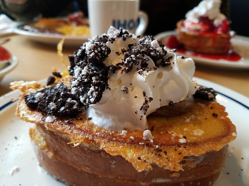 IHOP | restaurant | 4291 Camino De La Plaza, San Diego, CA 92173, USA | 6196909411 OR +1 619-690-9411