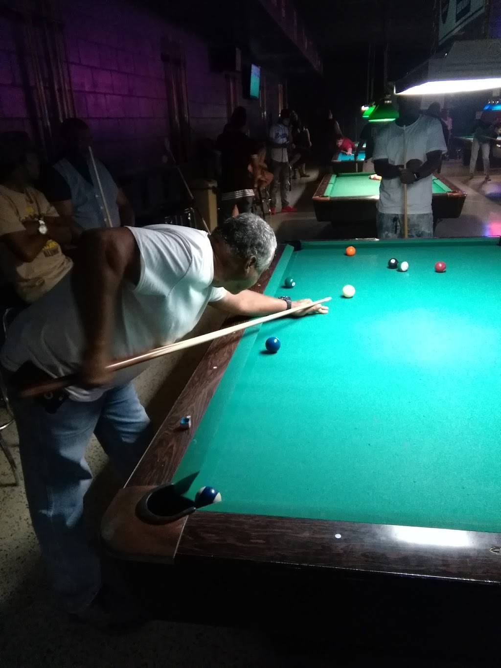 The Break Room | restaurant | 6901 Westbank Expy #2525, Marrero, LA 70072, USA | 5043402302 OR +1 504-340-2302