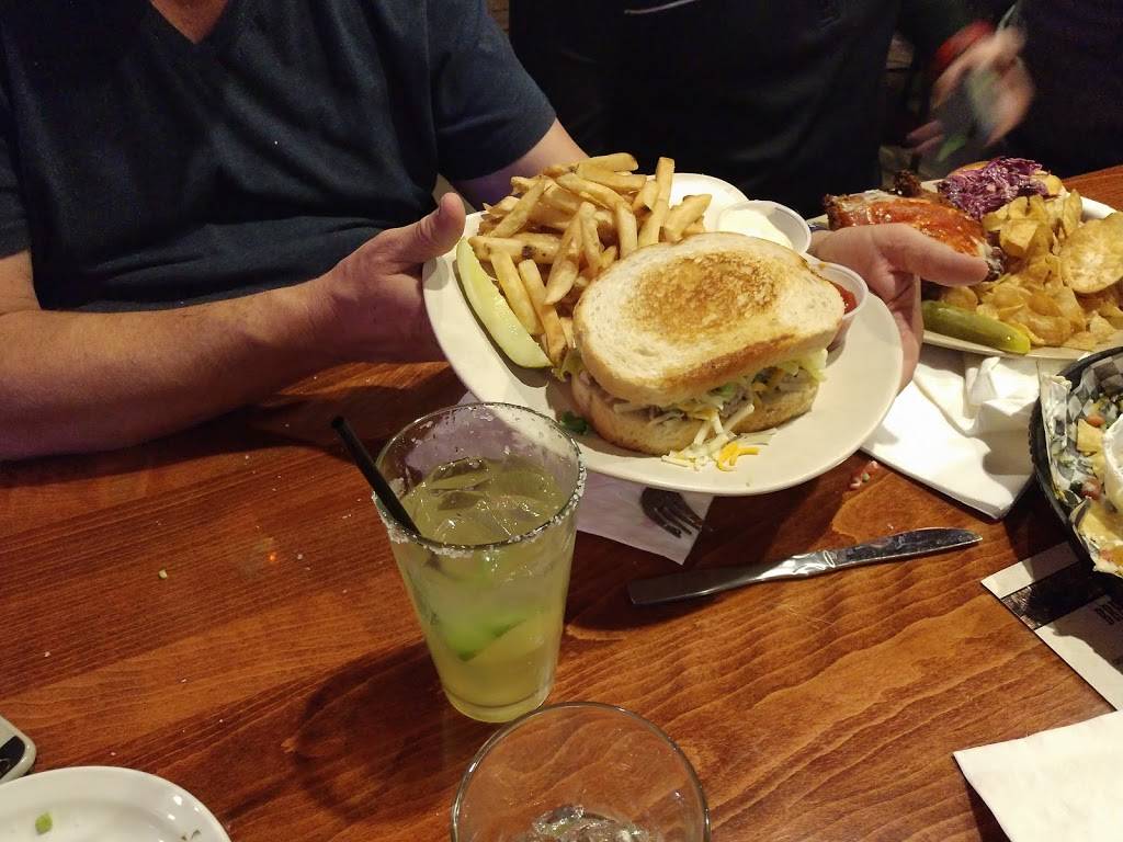 Brew Garden | restaurant | 18590 Bagley Rd, Middleburg Heights, OH 44130, USA | 4402341001 OR +1 440-234-1001