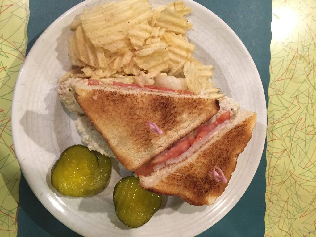 Southern Kitchen | restaurant | 9576 US-11, New Market, VA 22844, USA | 5407403514 OR +1 540-740-3514