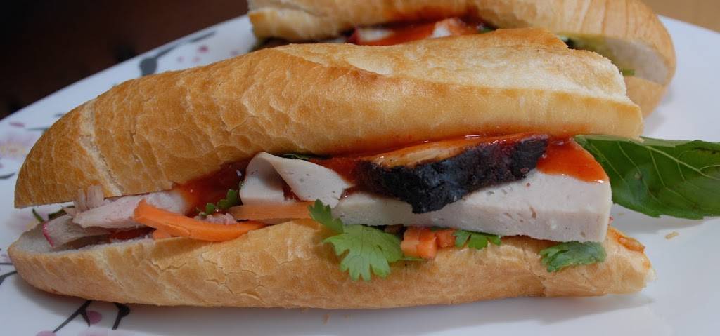 Comptoir Banh Mi - Pho - Restaurant Vietnamien - Traiteur - Sand | cafe | 54 Rue Saint Vincent, Sainte-Agathe-des-Monts, QC J8C 2A6, Canada | 8195075788 OR +1 819-507-5788