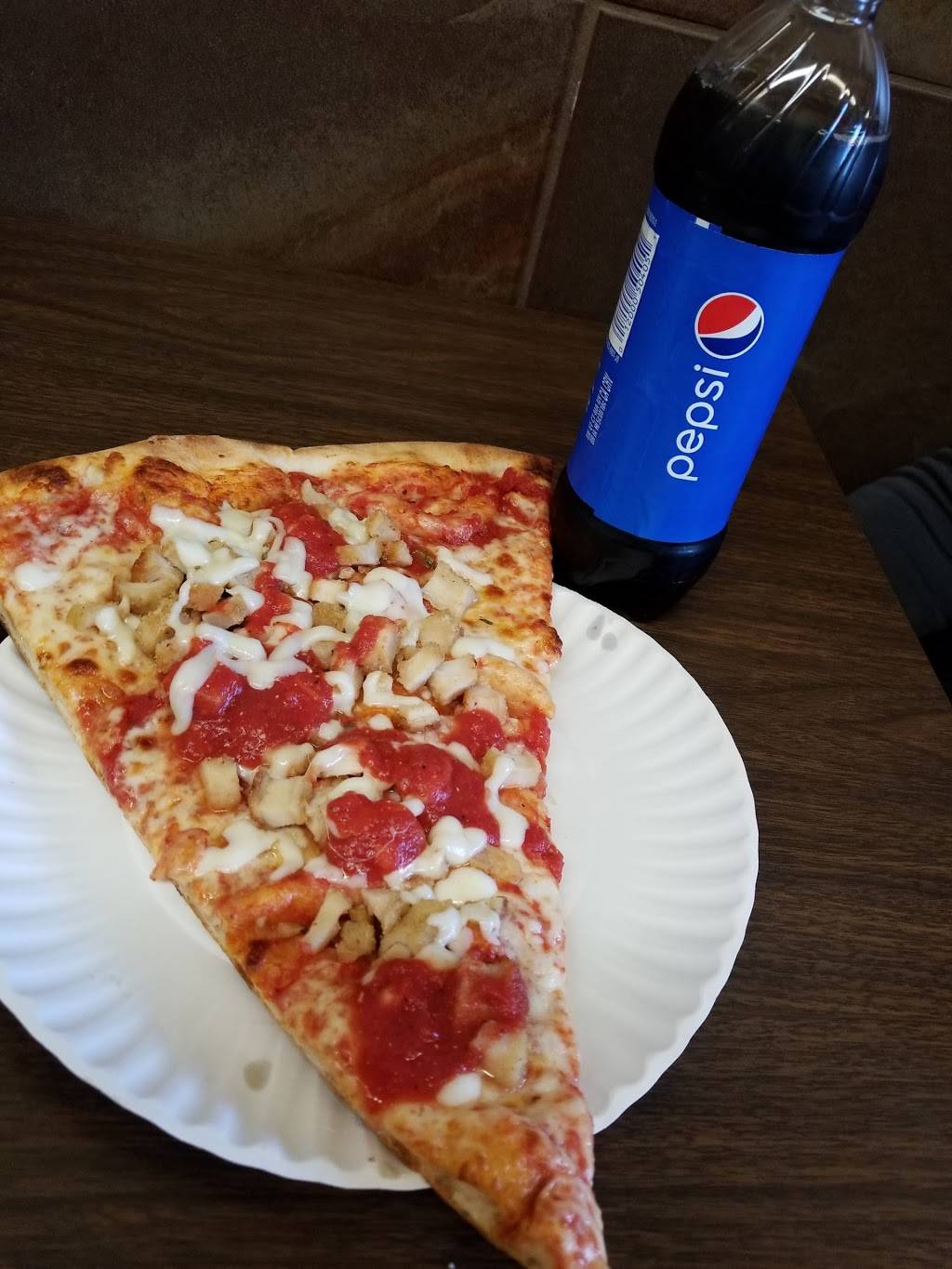 Ginos Pizzeria | restaurant | 439 S Broadway, Yonkers, NY 10705, USA | 9144235088 OR +1 914-423-5088