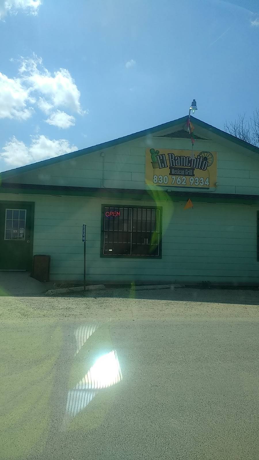 El Ranchito Mexican grill | restaurant | 16018 S Front St, Lacoste, TX 78039, USA | 8307629334 OR +1 830-762-9334