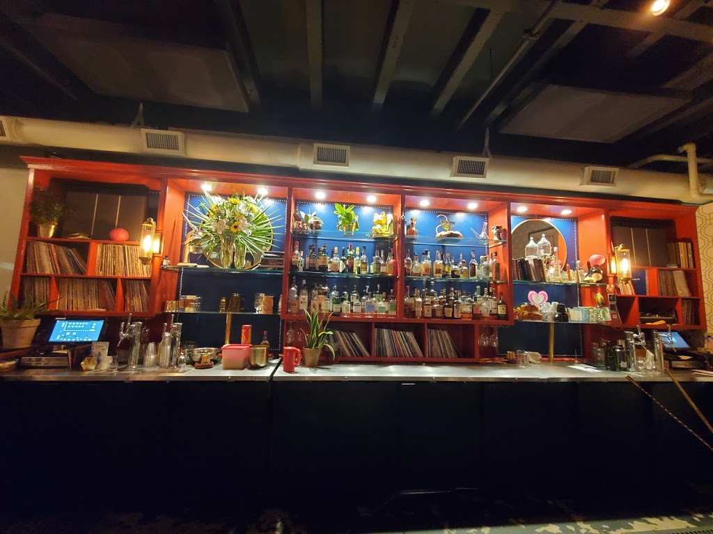 Savoy Society | restaurant | 102 E Liberty #109, Savannah, GA 31401, USA | 9126626665 OR +1 912-662-6665