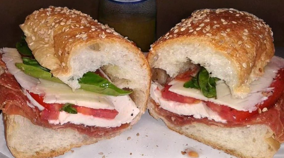 Peppinos Tomato Pies | restaurant | 449 W Butler Ave, Chalfont, PA 18914, USA | 2157167722 OR +1 215-716-7722