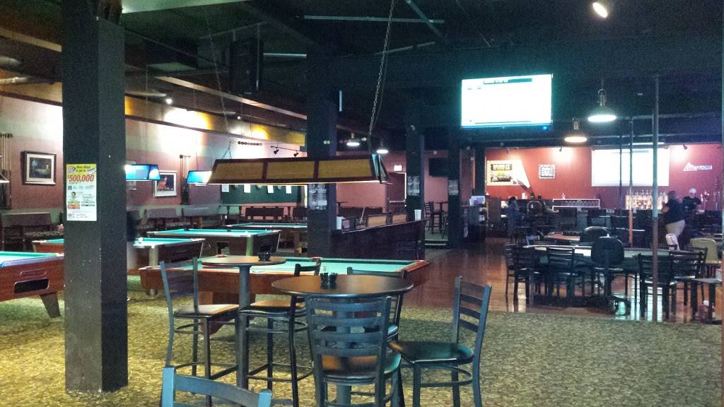 Numans Cafe & Sports Bar | restaurant | 225 E Main St, Johnson City, TN 37604, USA | 4239267665 OR +1 423-926-7665