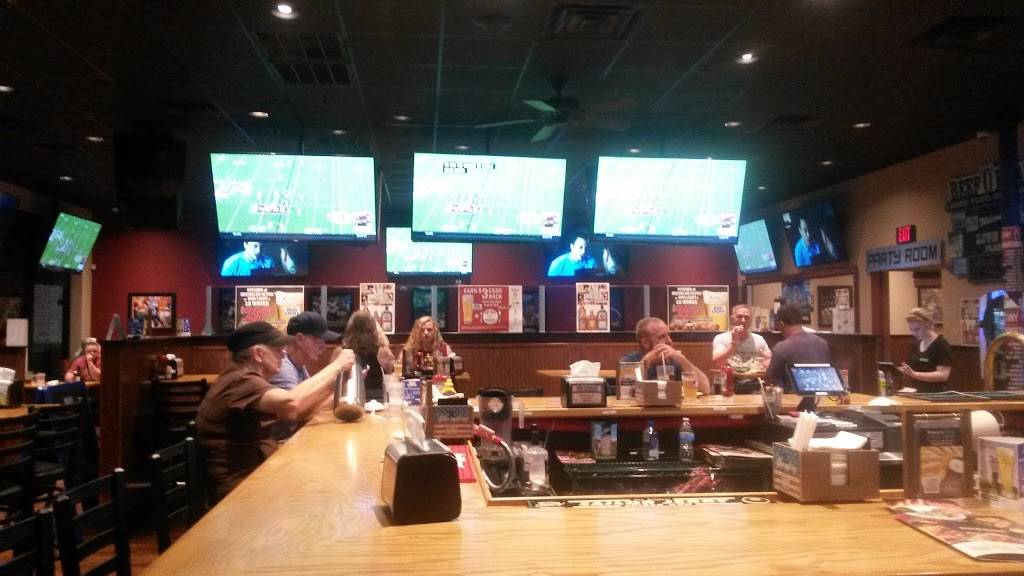 Beef O Bradys | restaurant | 6844 Suwannee Plaza Ln, Live Oak, FL 32060, USA | 3862190522 OR +1 386-219-0522