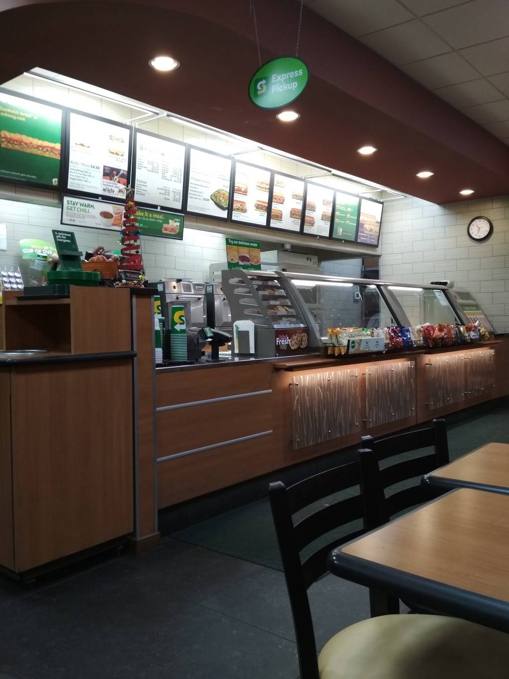 Subway Restaurants | restaurant | 1232 S Canal St, Chicago, IL 60607, USA | 3122267827 OR +1 312-226-7827
