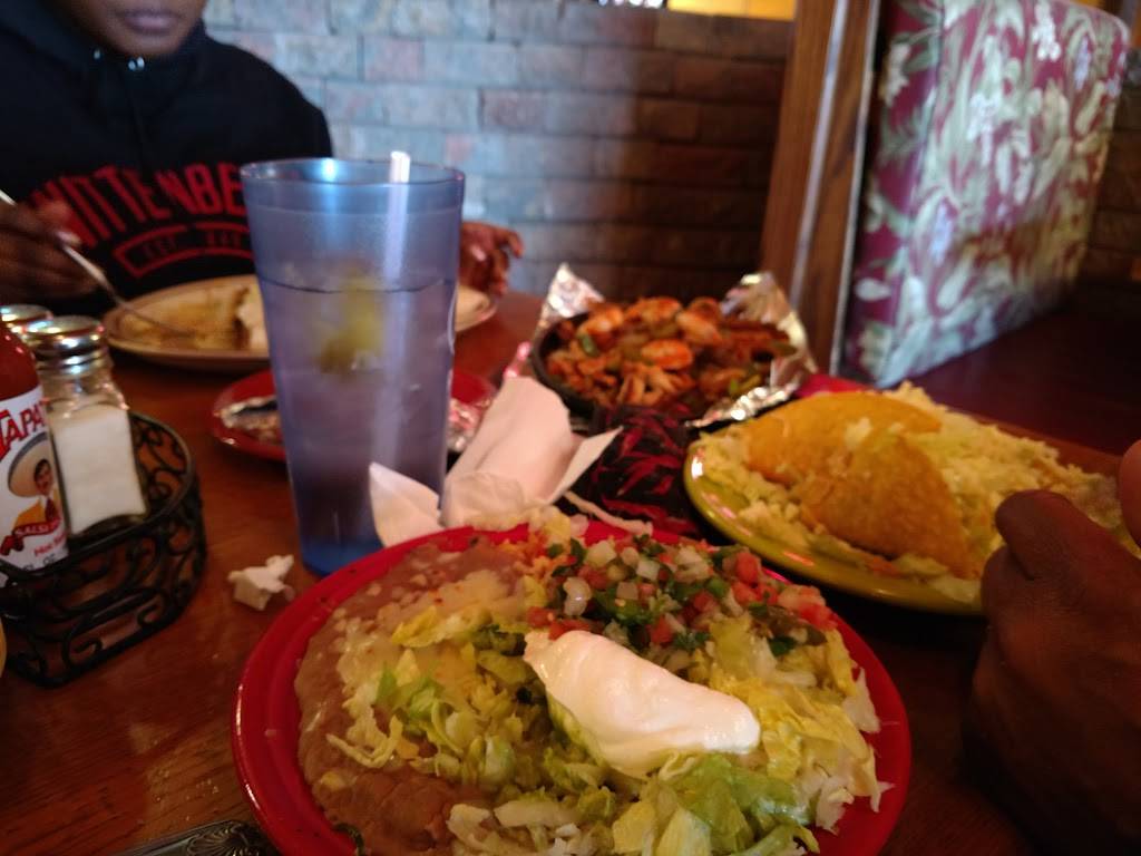 El Toro | restaurant | 2017 N Bechtle Ave, Springfield, OH 45504, USA | 9373429015 OR +1 937-342-9015