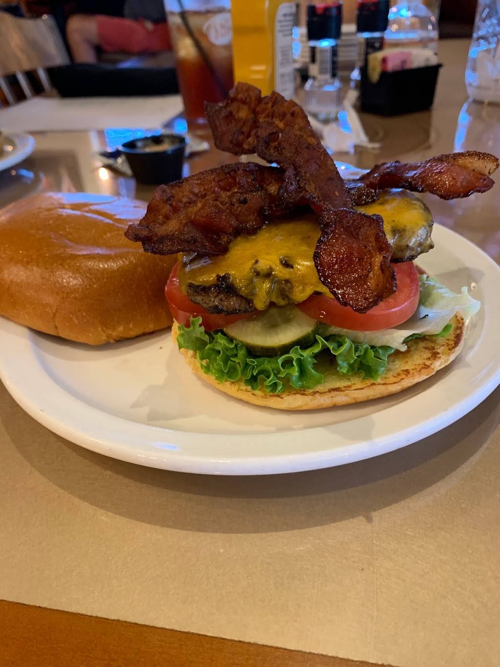 Good Vibes Bar ? Grill | restaurant | 2121 Buckingham Rd, Richardson, TX 75081, USA | 9727077797 OR +1 972-707-7797