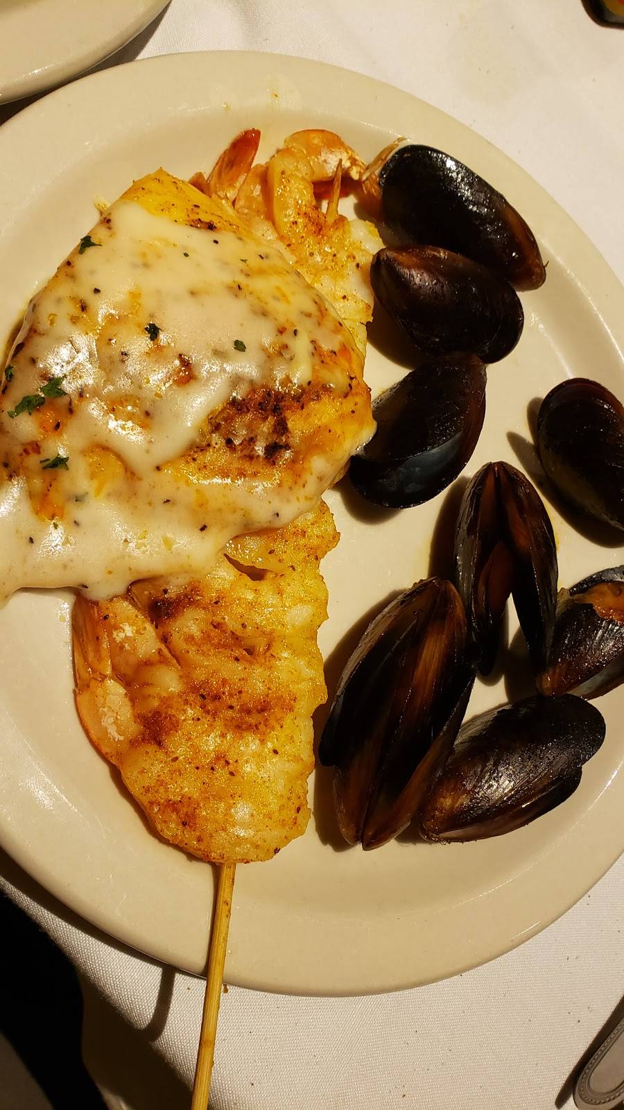 Village Square Buffet | restaurant | 1021 Casino Center Dr, Robinsonville, MS 38664, USA | 8003037463 OR +1 800-303-7463