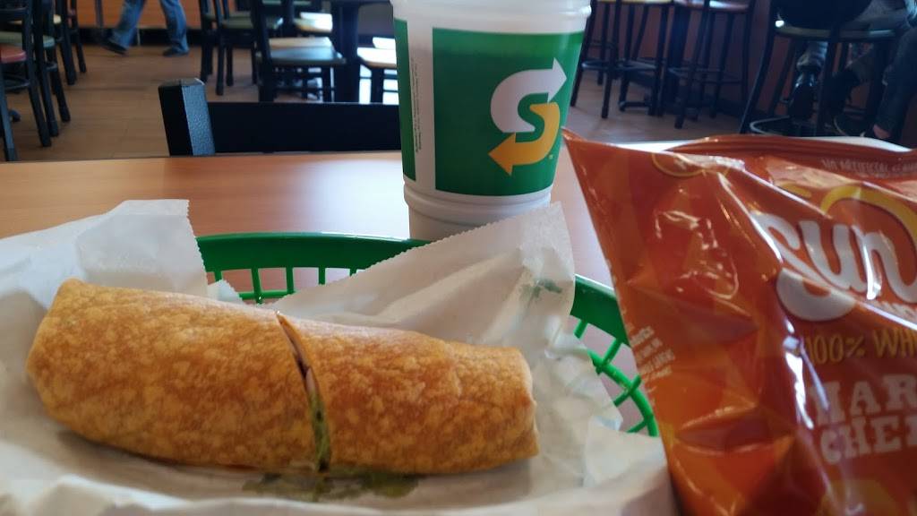 Subway | restaurant | 714 S Whitney Way, Madison, WI 53711, USA | 6084421488 OR +1 608-442-1488