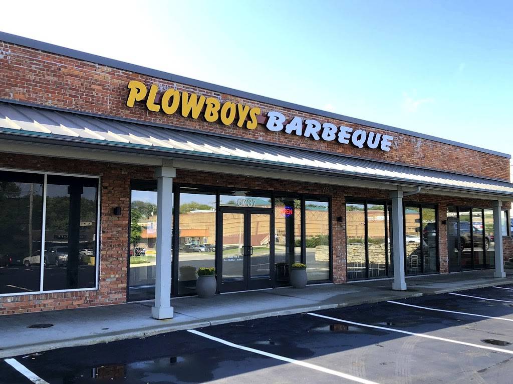 Plowboys Barbeque | restaurant | 6737 W 75th St, Overland Park, KS 66204, USA | 9139147569 OR +1 913-914-7569