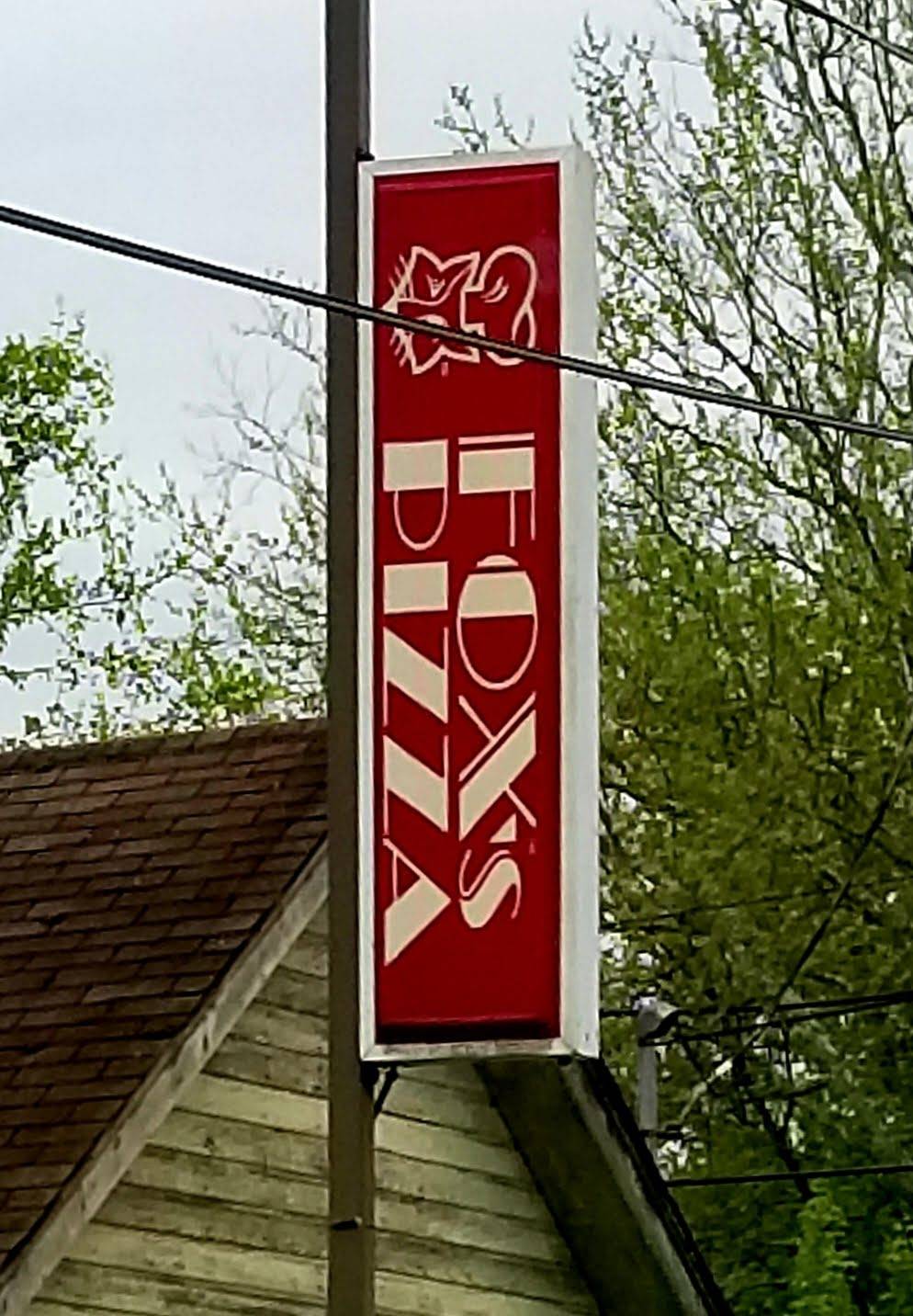 Foxs Pizza Den | restaurant | Collinsburg Rd, West Newton, PA 15089, USA | 7248724442 OR +1 724-872-4442