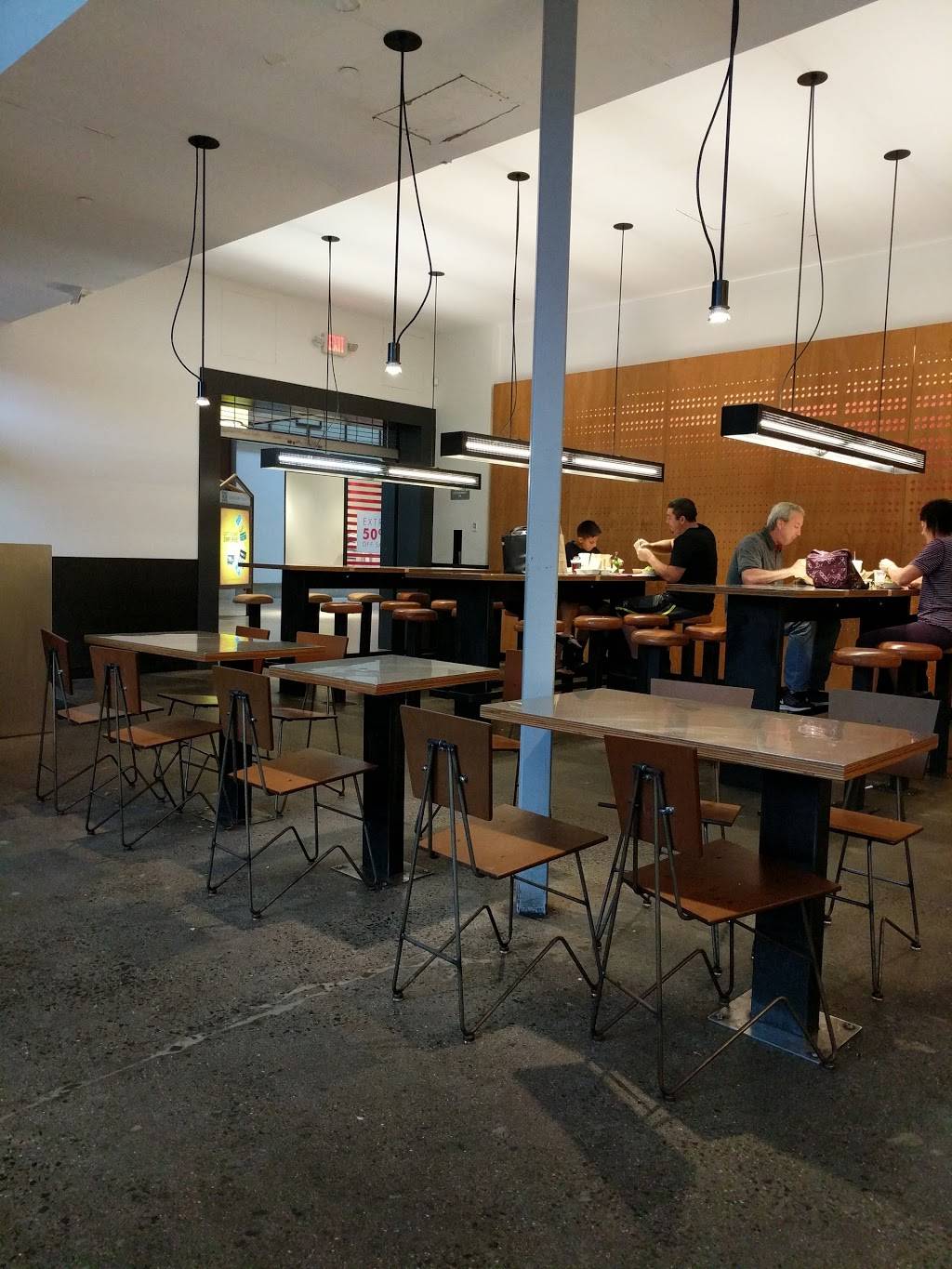 Chipotle Mexican Grill | restaurant | 7 Backus Ave Ste H100, Danbury, CT 06810, USA | 2037302989 OR +1 203-730-2989