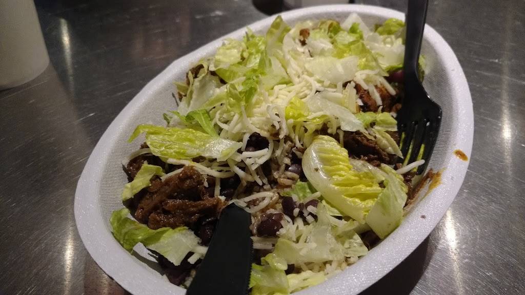 Chipotle Mexican Grill | restaurant | 247-C Rainbow St, Unit G290, Silverthorne, CO 80498, USA | 9704680671 OR +1 970-468-0671