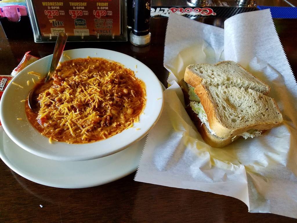 Nicks Family Restaurant | restaurant | 1453 20th St, Vero Beach, FL 32960, USA | 7725672311 OR +1 772-567-2311