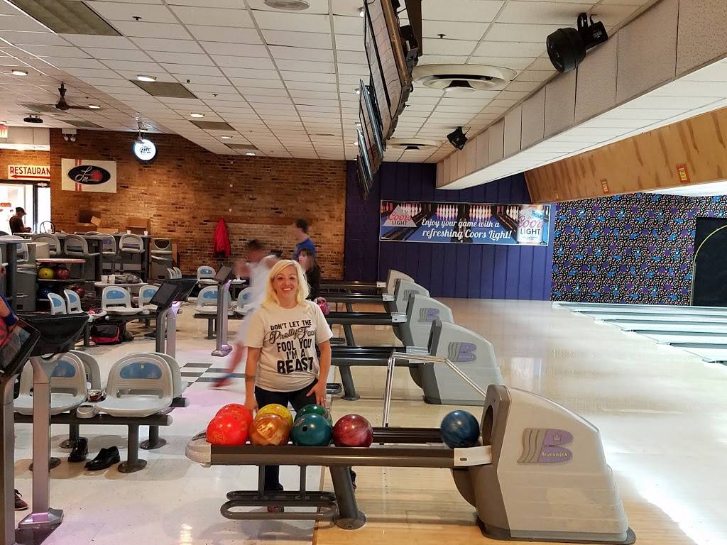 Rolling Lanes | restaurant | 6301 Joliet Rd, Countryside, IL 60525, USA | 7083527262 OR +1 708-352-7262