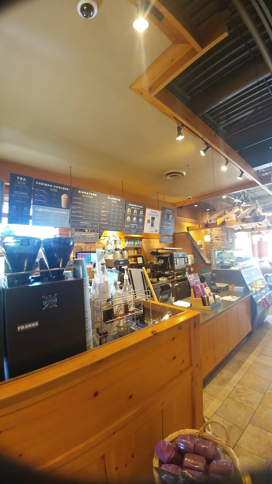 Caribou Coffee | cafe | 2001 Cliff Rd E, Burnsville, MN 55337, USA | 9528951976 OR +1 952-895-1976