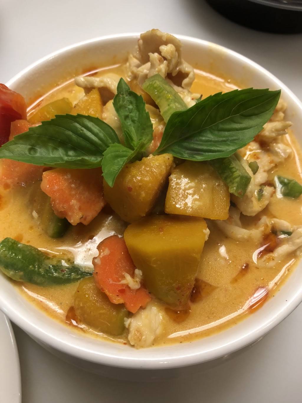 Tuk Tuk Thai Fusion Restaurant | restaurant | 10471 Gibsonton Dr, Riverview, FL 33578, USA | 8134426557 OR +1 813-442-6557