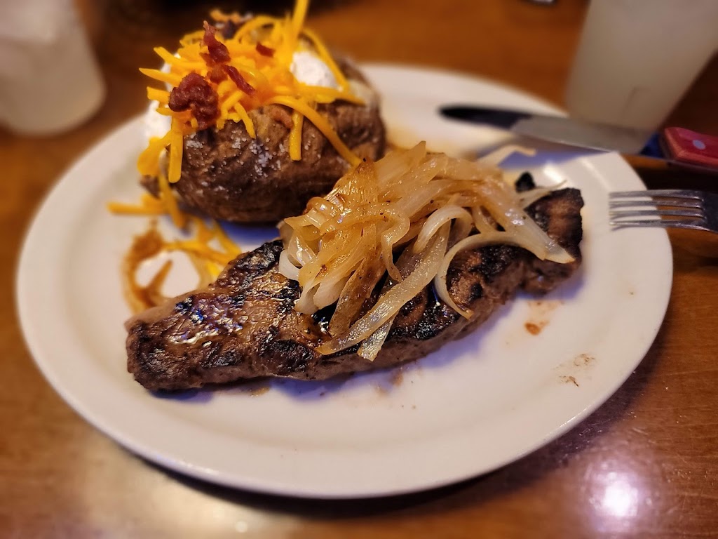 Texas Roadhouse | restaurant | 594 E 16th St, Yuma, AZ 85364, USA | 9283297427 OR +1 928-329-7427