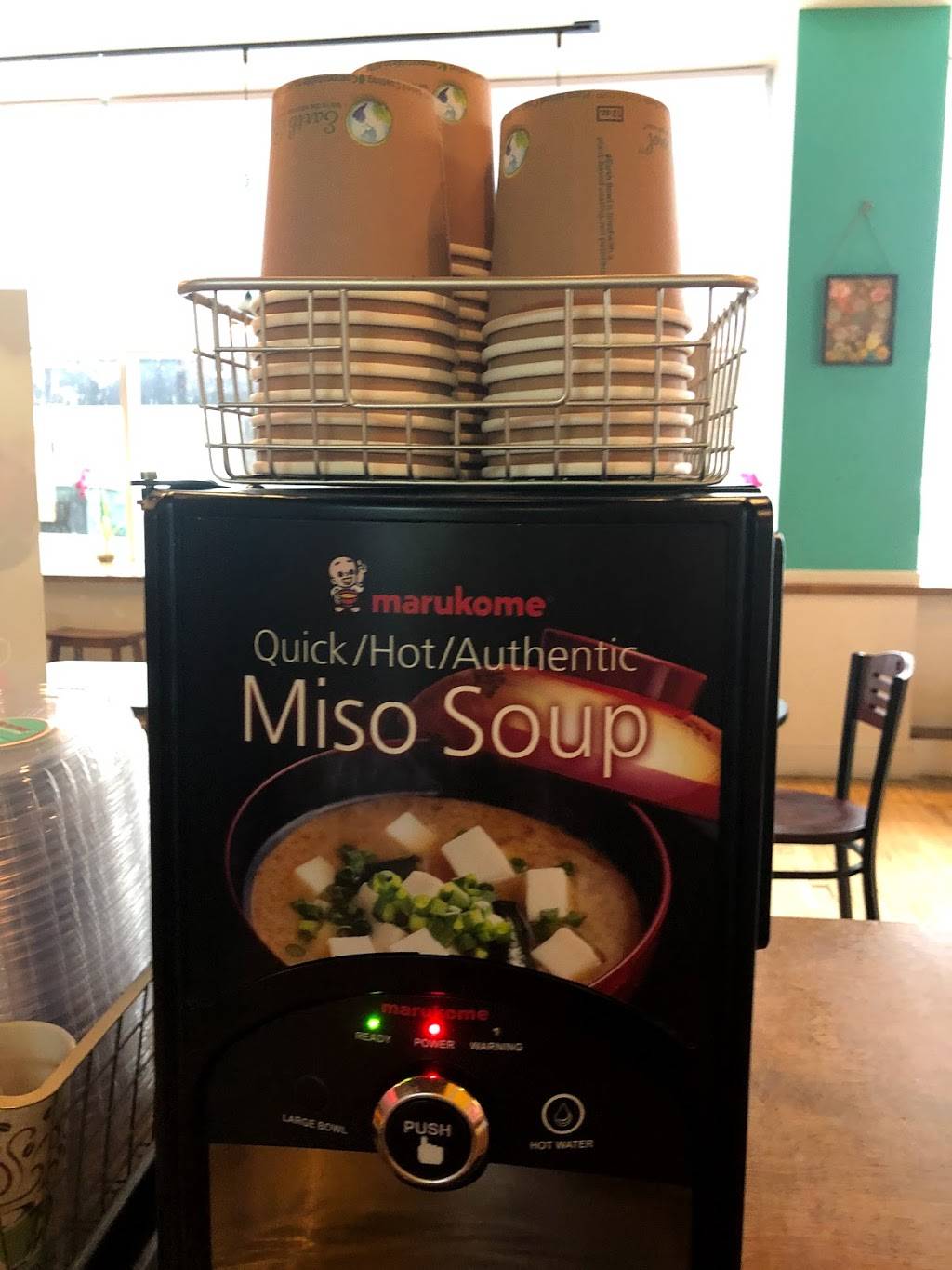 Big Fin Poké Northshore Mall | restaurant | 210 Andover St, Peabody, MA 01960, USA | 9785387653 OR +1 978-538-7653