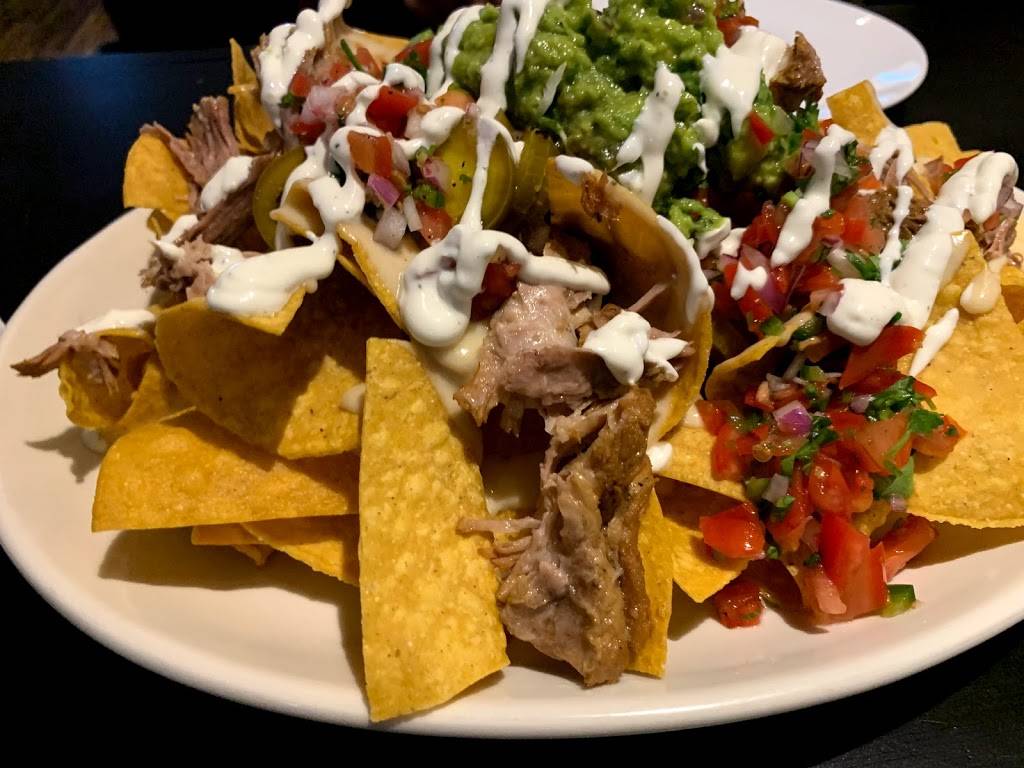 Los Jefes: A Betta Bar & Grille | restaurant | 390 Court St, Plymouth, MA 02360, USA | 7743435002 OR +1 774-343-5002