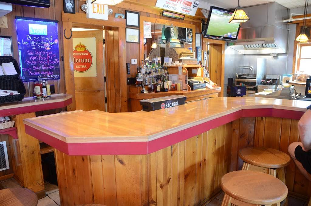 Varsity Club | restaurant | 12400 W Beloit Rd, New Berlin, WI 53151, USA | 2627976400 OR +1 262-797-6400