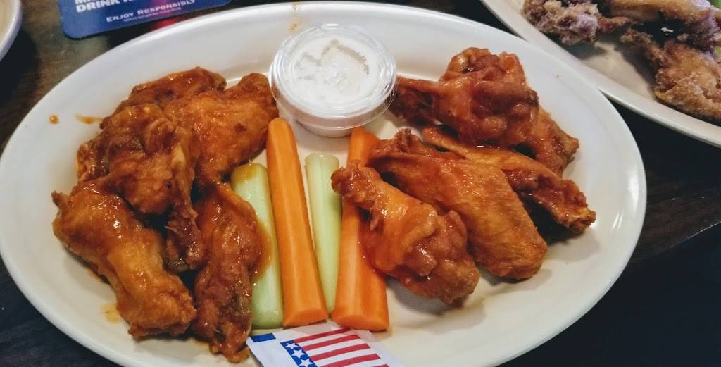 Buffalo Brothers | restaurant | 3015 S University Dr, Fort Worth, TX 76109, USA | 8173869601 OR +1 817-386-9601