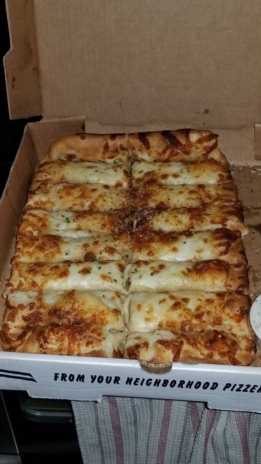 Ultimate Pizza & Chicken | restaurant | 52 Barker Rd, Whitmore Lake, MI 48189, USA | 7344495252 OR +1 734-449-5252