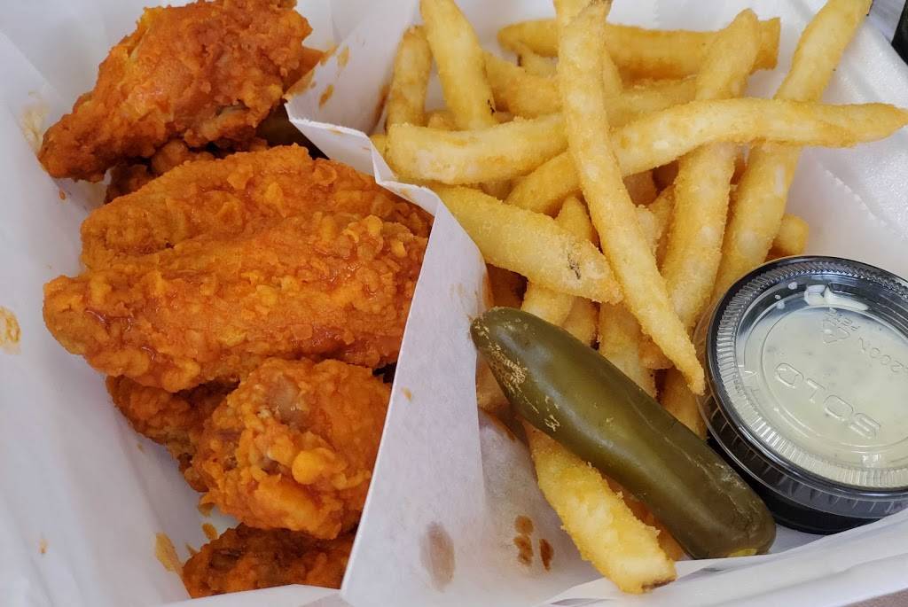 Aladdin Fish and Chicken | restaurant | 20449 Schaefer Hwy, Detroit, MI 48235, USA | 3136462664 OR +1 313-646-2664