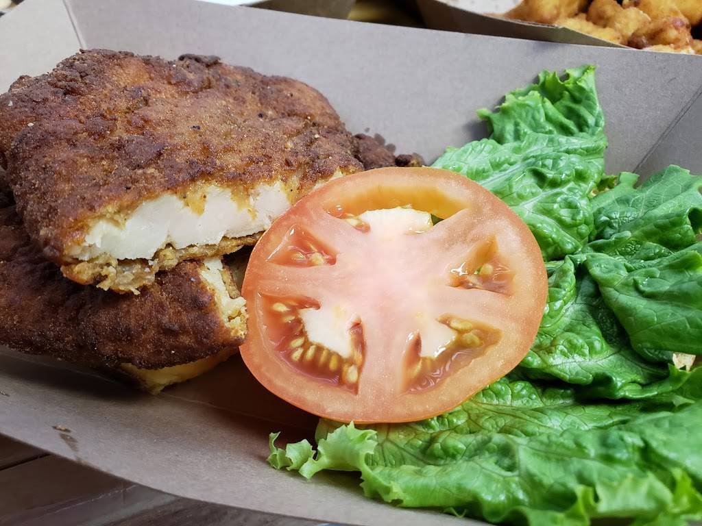 Cluck’n Crabs | restaurant | 857 Mill Creek Rd, Manahawkin, NJ 08050, USA | 6094882013 OR +1 609-488-2013